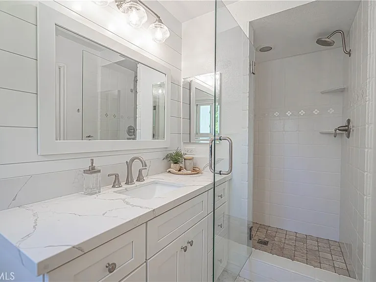 6367 Valley Sage Rd — Photo 37