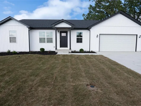 7 Brentwood Ct, Pontoon Beach, IL 62040