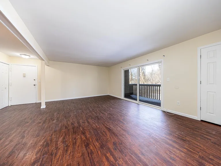 4353 Heritage Dr — Photo 16
