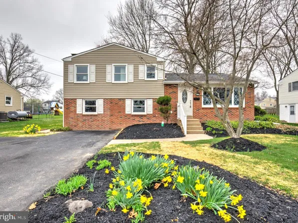 1118 Emerald Ave, Lansdale, PA 19446