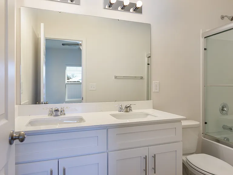 1121 Beach Way — Photo 6