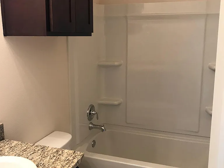 112 Garden Oaks Ave — Photo 2