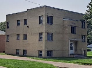 2025 21st St #4, Rock Island, IL 61201