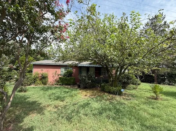 4465 Sistrunk St, Sherman, TX 75090