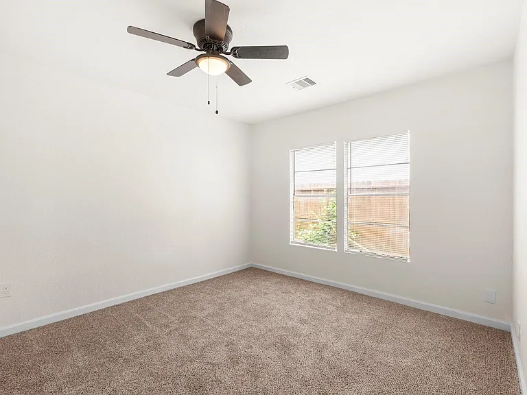 1309 Bragg St — Photo 29