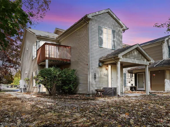 867 Saybrook Dr, Waterford, MI 48327