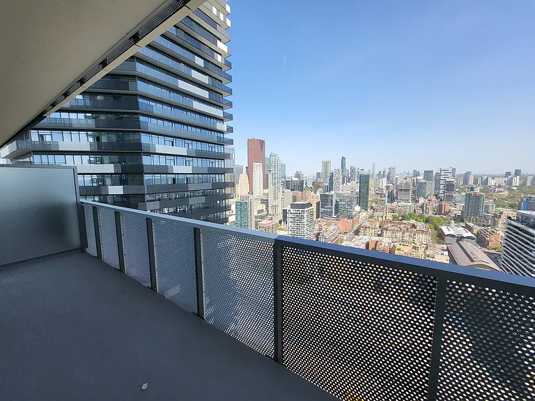 138 Downes St #55 — Photo 80
