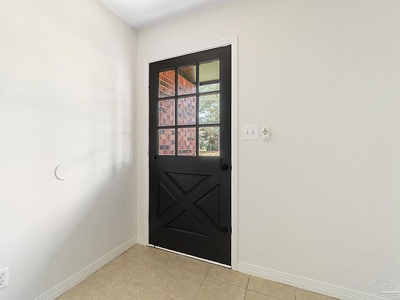 5th image of 5724 Sunflower Ave