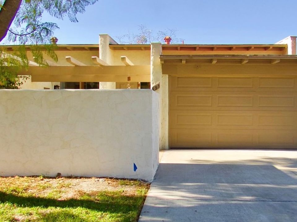 1st image of 883 Woodlawn Dr #0