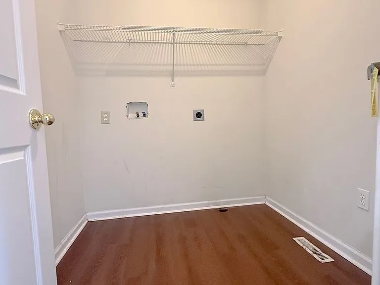 1219 Byrne Ave — Photo 19