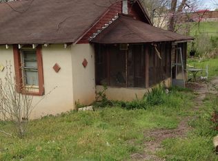 206 S Spring St, Westminster, SC 29693