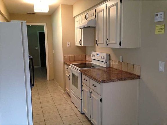 5th image of 1321 Zapata Ct