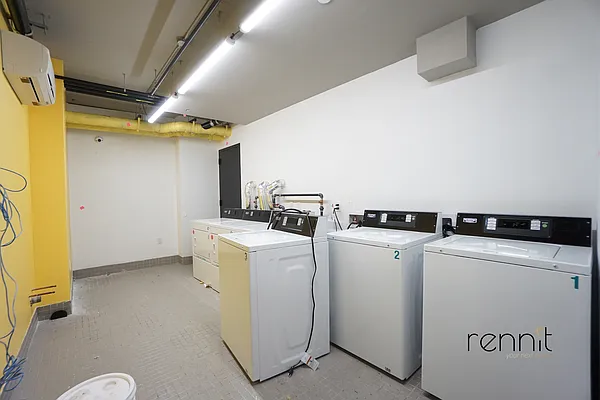 Rented by Rennit Inc. | media 35