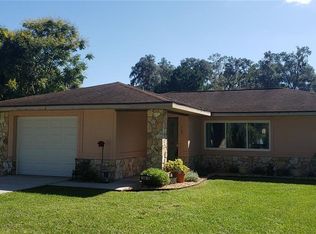 309 N York St, Bushnell, FL 33513