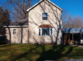 19085 Lynn St, Cassopolis, MI 49031