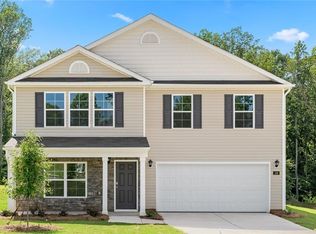 157 Preston Oaks Dr, King, NC 27021