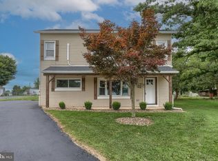 435 Mountville Dr, Lebanon, PA 17046