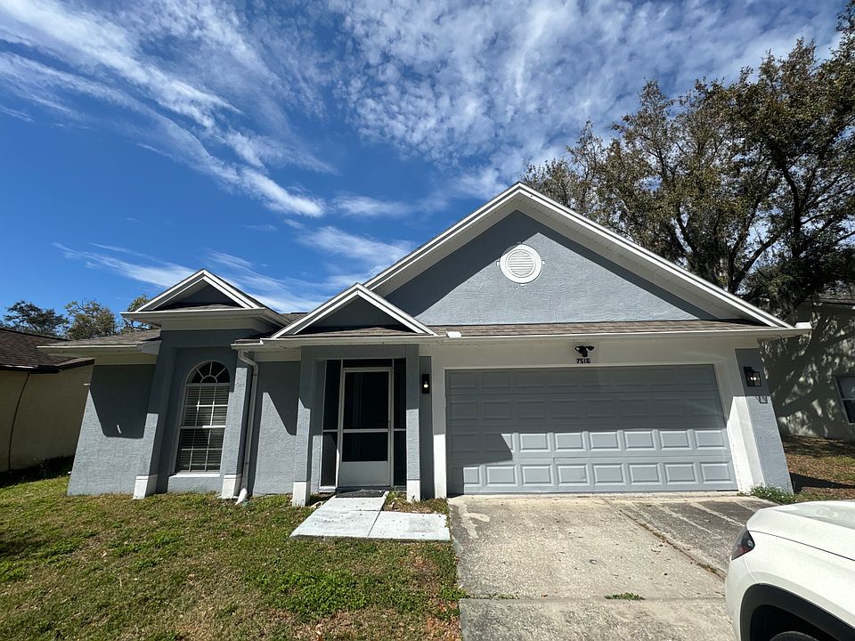 1st image of 7516 Savannah Ln