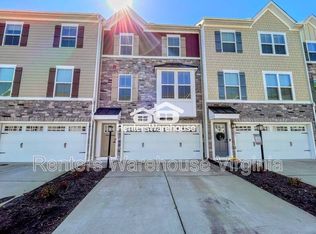 1011 Port Side Way, Chesapeake, VA 23323