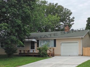847 Rockledge Rd, Lawrence, KS 66049