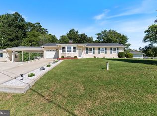 22712 Parkview Dr, California, MD 20619