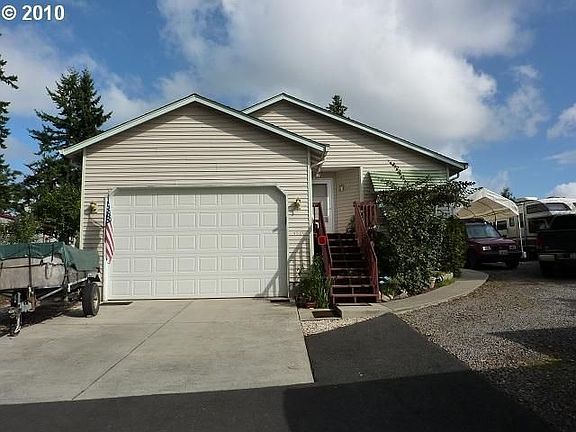 2nd image of 4820 NE 58th St
