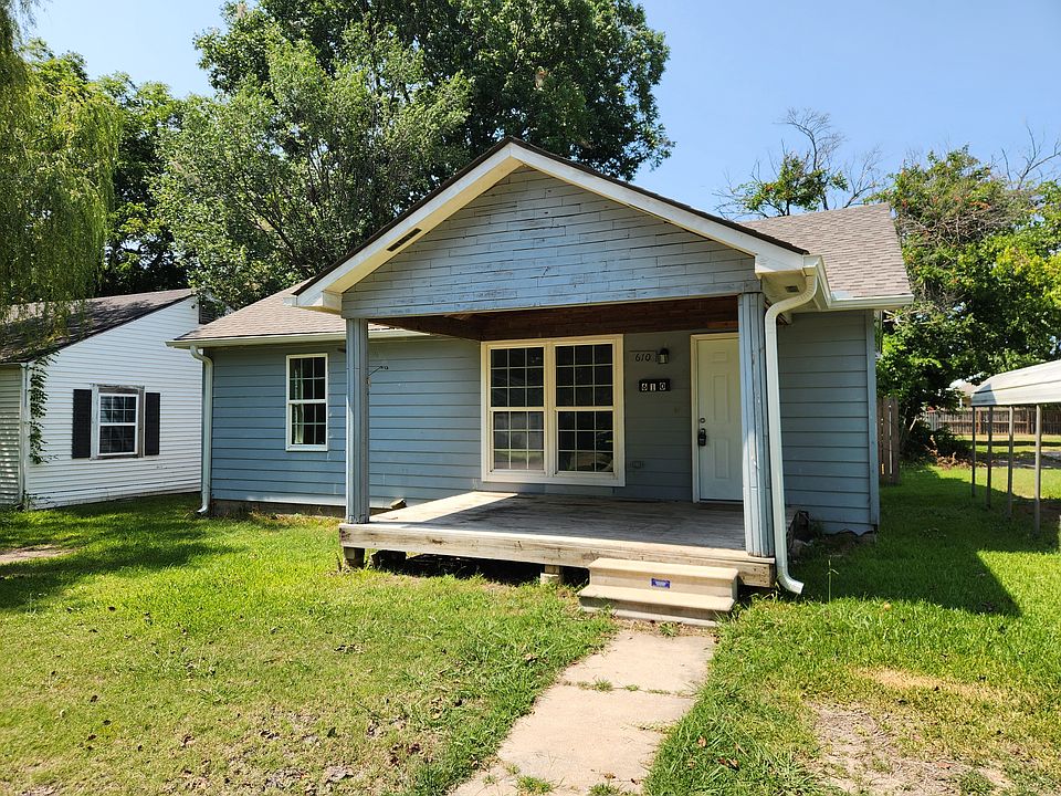 1st image of 610 W 22nd St