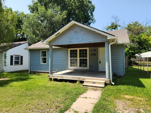 610 W 22nd St, Ada, OK 74820