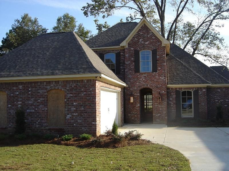 1st image of 277 Hoy Farms Dr