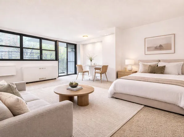 875 Boynton Avenue image 1 of 7