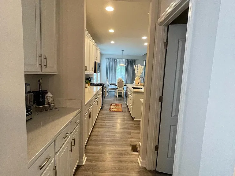 1728 Hudgins Farm Cir — Photo 24