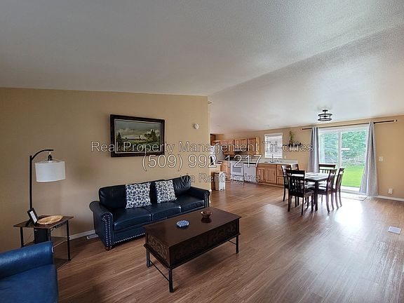 2nd image of 557 Laurelbrook Ct