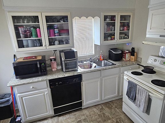 5th image of 1141 Pickens Avenue