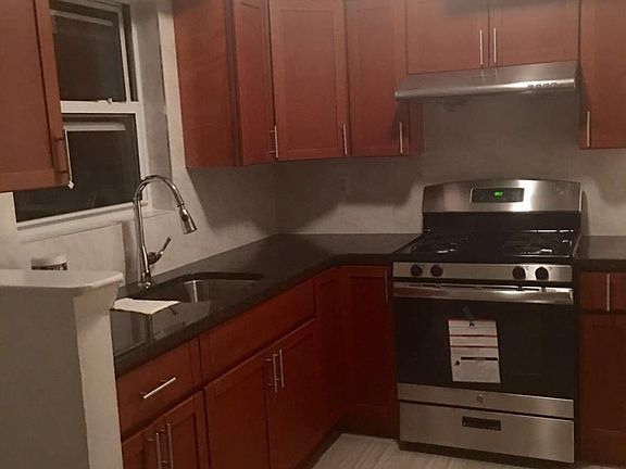 3rd image of 14454 28th Ave #2FLOOR