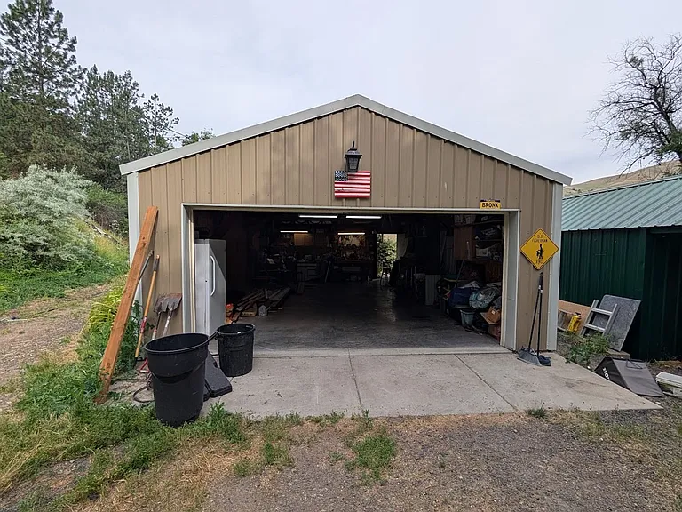 18710 Fernwood Dr — Photo 14