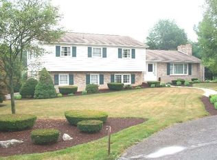 290 Overhill Dr, Chambersburg, PA 17202