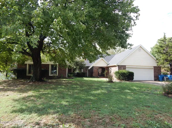 1030 S Forest Ave, Joplin, MO 64801