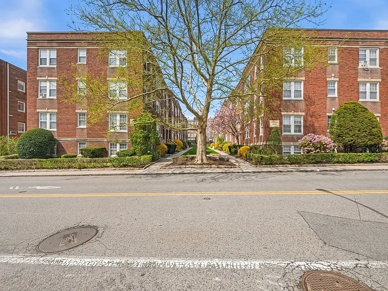 36A Saint Paul St #1 — Photo 28