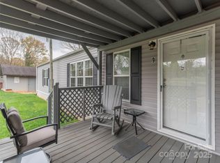 9 Scotty Cir, Candler, NC 28715