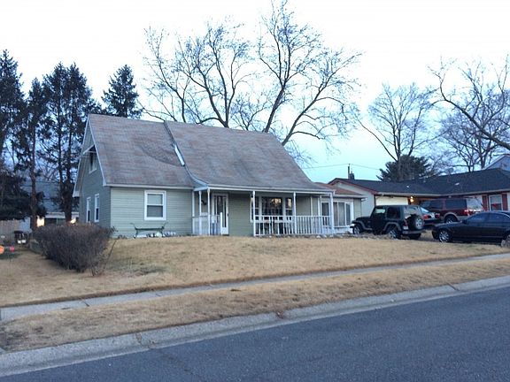 2nd image of 107 Middlebury Ln