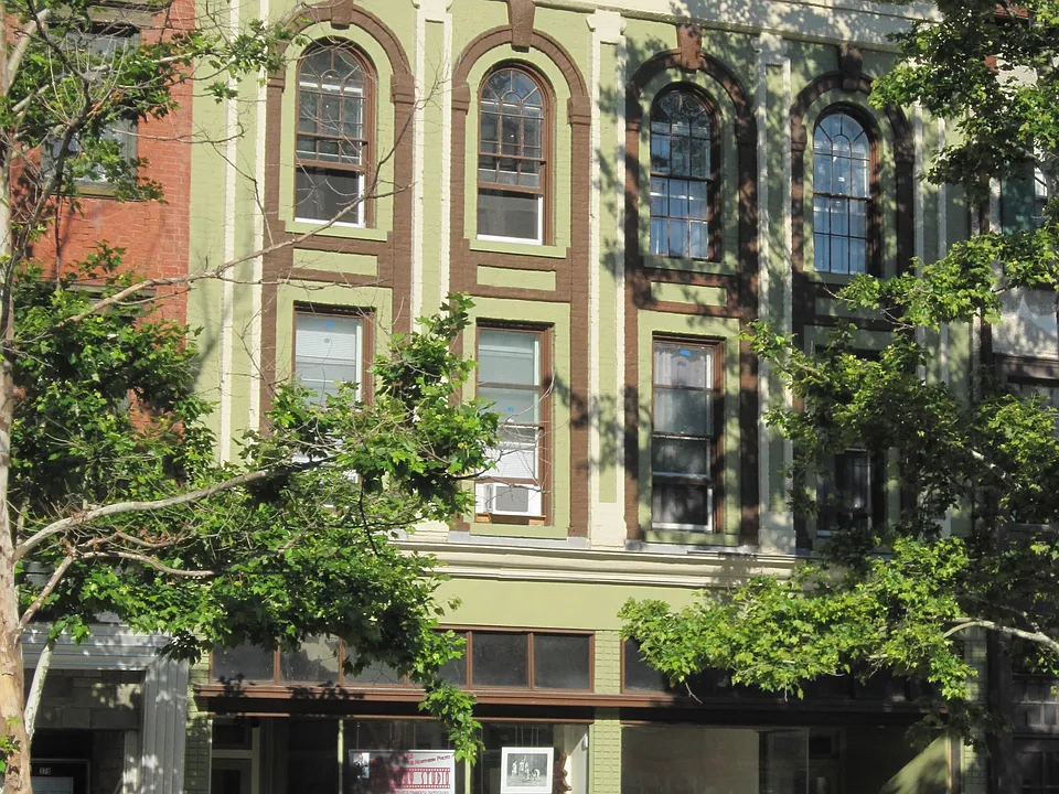 382 Broadway #2E