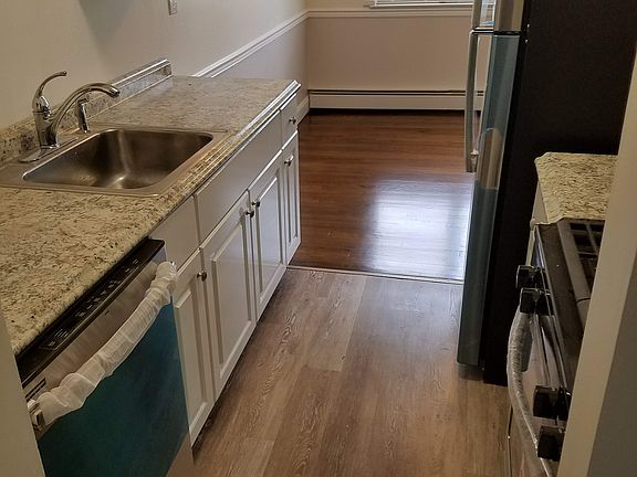 All new kitchen & appliances