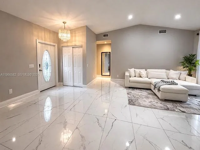 20888 Sugarloaf Ln — Photo 8