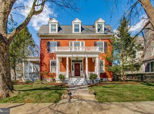 155 W Springettsbury Ave, York, PA 17403