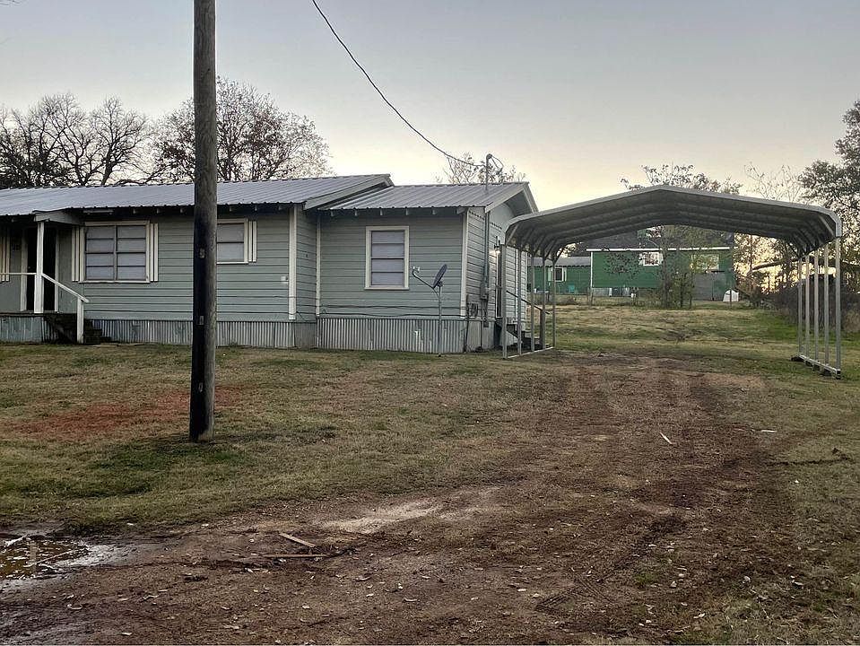2nd image of 185 Private Road 4097