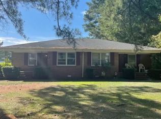 2200 Grady St #B, Kinston, NC 28504