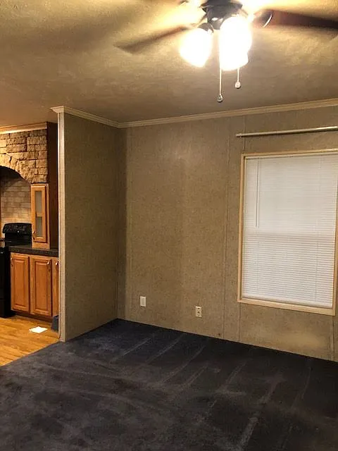 3 bed, 1216 sqft, $1,250 — Photo 3