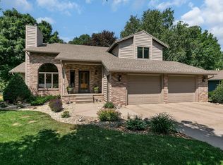 1805 Prairie Hill Rd, Saint Cloud, MN 56301