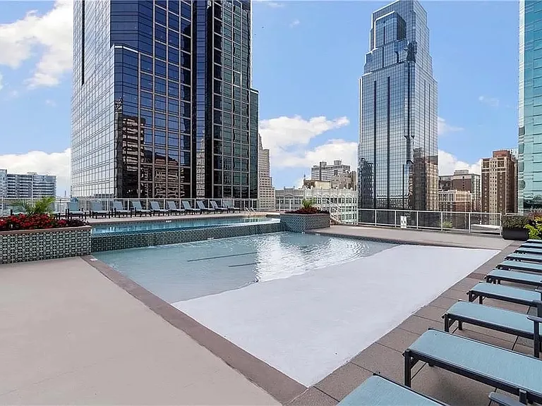 1101 Walnut St #1202 — Photo 36