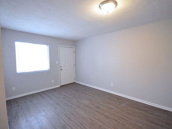 3rd image of 1304 Courtland Ave APT C